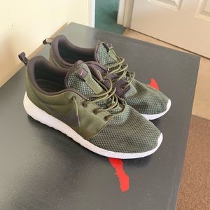 Olive Green Nike Roshe Runs